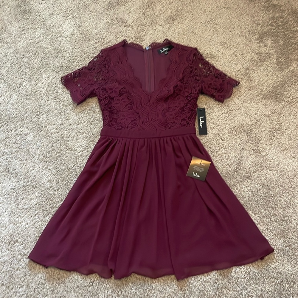 NWT women’s lulus short sleeve dress